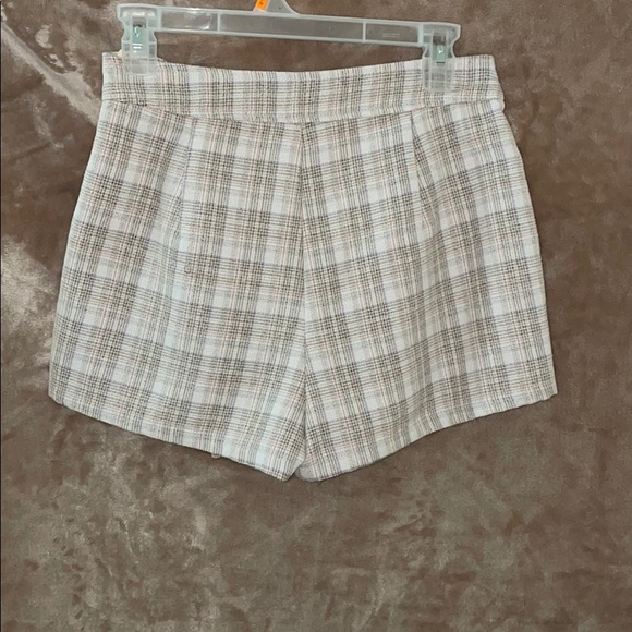 Forever 21 Plaid Skort - Picture 4 of 6